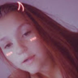 Meet your Posher, Mia